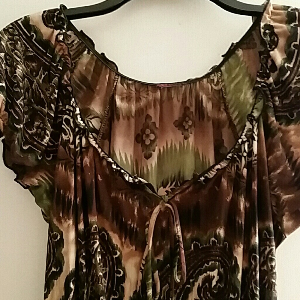 Bohemian Scoop Neck Top   (Bow tie string)
